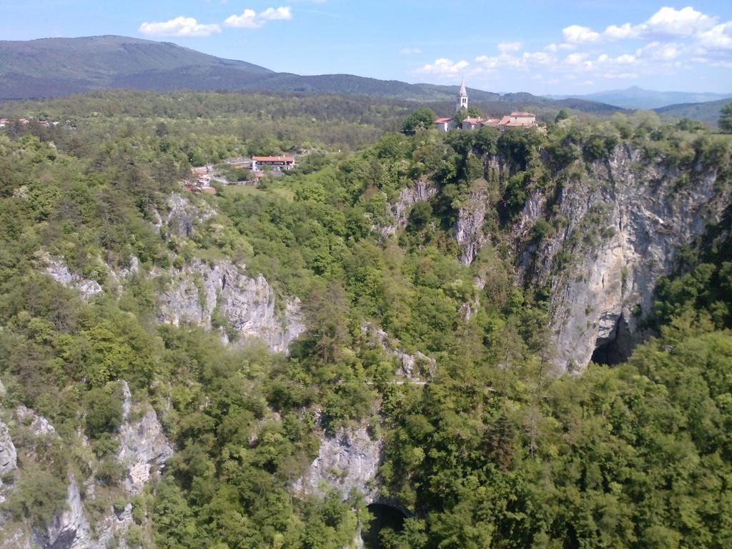 Bed and Breakfast Osterija Na Planinci Дивача Экстерьер фото